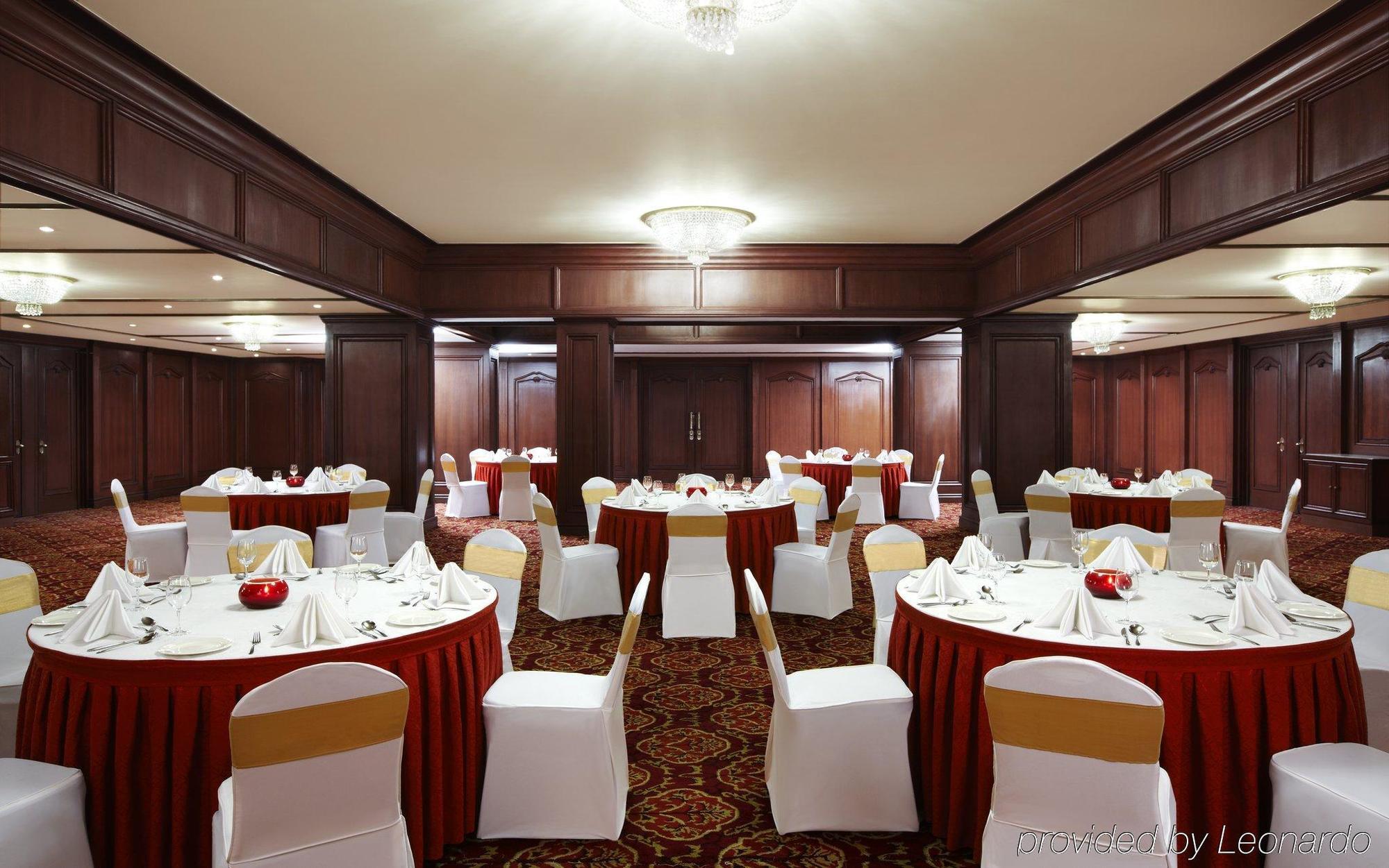 Tajview Agra-Ihcl Seleqtions Hotel Agra  Restoran foto